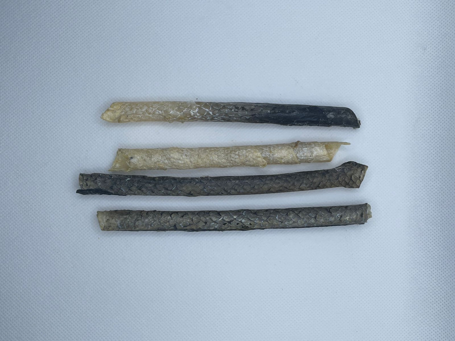 Drooli™ Salmon Skin Chips